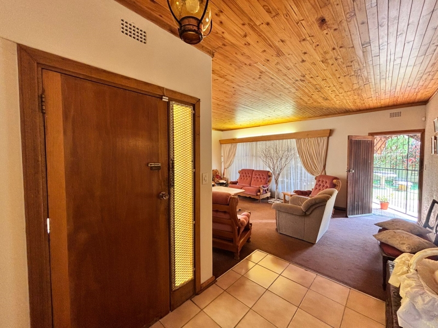 4 Bedroom Property for Sale in Flamwood North West